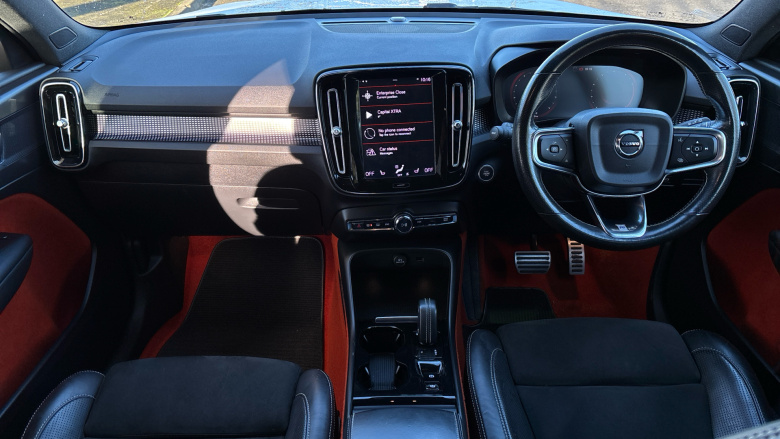 Volvo Xc40 2.0 T4 R DESIGN Pro 5dr AWD Geartronic Petrol Estate